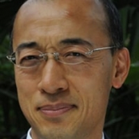 Yoshi Sakou