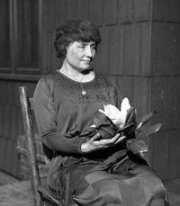 Helen Keller Net Worth 2022, Height, Wiki, Age
