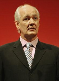 Colin Mochrie Net Worth 2024, Height, Wiki, Age